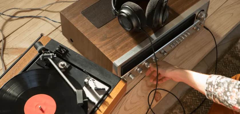 Jak podłączyć gramofon do amplitunera Denon bez problemów?